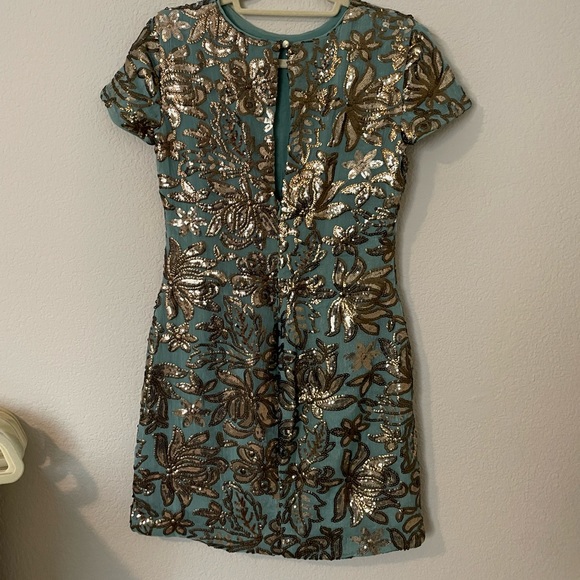 Dress the Population Floral Sequin Shift Dress - Picture 3 of 6